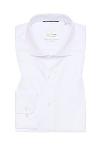 Hvit slim-fit dresskjorte laget av glatt stoff, med spredd krage og dobbelt mansjett med knappelukking, merket ETERNA.