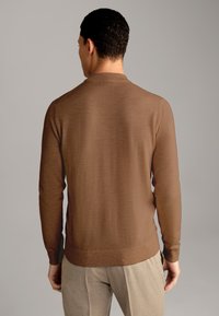 JOOP! DAVIDE - Strickpullover - braun