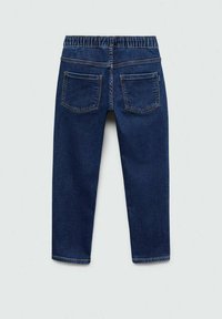 Tmavě modré džínové kalhoty s elastickým pasem, designem s pěti kapsami a rovnými nohavicemi. Viditelné švy kolem kapes a lemů.