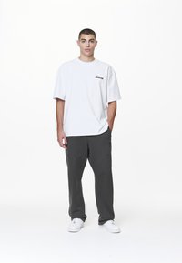 Pegador CRAIL OVERSIZED TEE - Print T-shirt - white