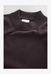 Vybráno, chocolate brown