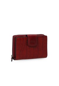 Red crocodile-patterned leather wallet with a zip closure and magnetic snap. Features a smooth texture and VENEZI logo on the front.