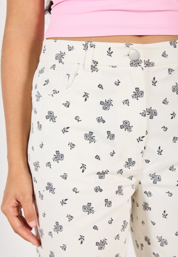 Relaxed fit jeans - wood ash4