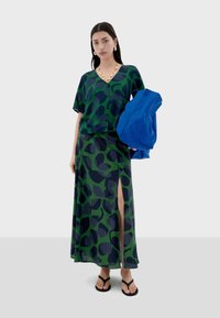 Thinking Mu TORA - Gonna lunga - pine green