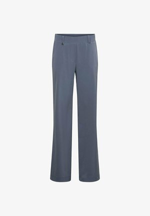 Grijze broek met rechte pijpen, een mid-rise taille, lussen voor een riem en een klein logolabel vlak bij de tailleband op een witte achtergrond.