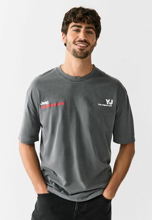 CHRISTMAS GRAPHIC PRINT - T-Shirt print - grey jeep