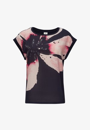 T-shirt à manches courtes en bleu marine foncé avec un motif floral rose et blanc, présentant des embellissements et une coupe décontractée. Texture de tissu douce.