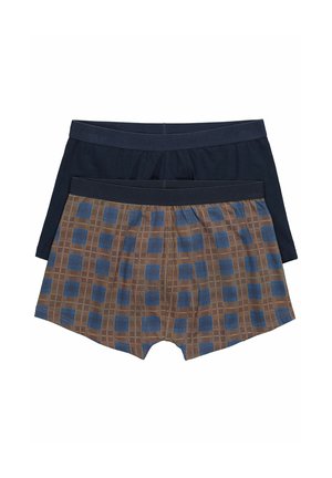 To par herre-bokserhorts stablet; den ene ensfarvet mørk marineblå, den anden brun med et blåternet mønster, begge med sorte linninger.