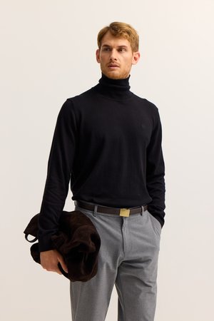 Strickpullover - black