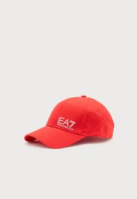 Ei valittu, fiery red/white
