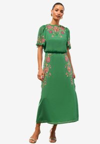 Love & Roses EMBROIDERED CREW NECK SLEEVE MIDI - Vestito lungo - green floral