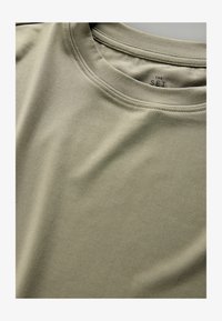 Geselecteerd, black green brown