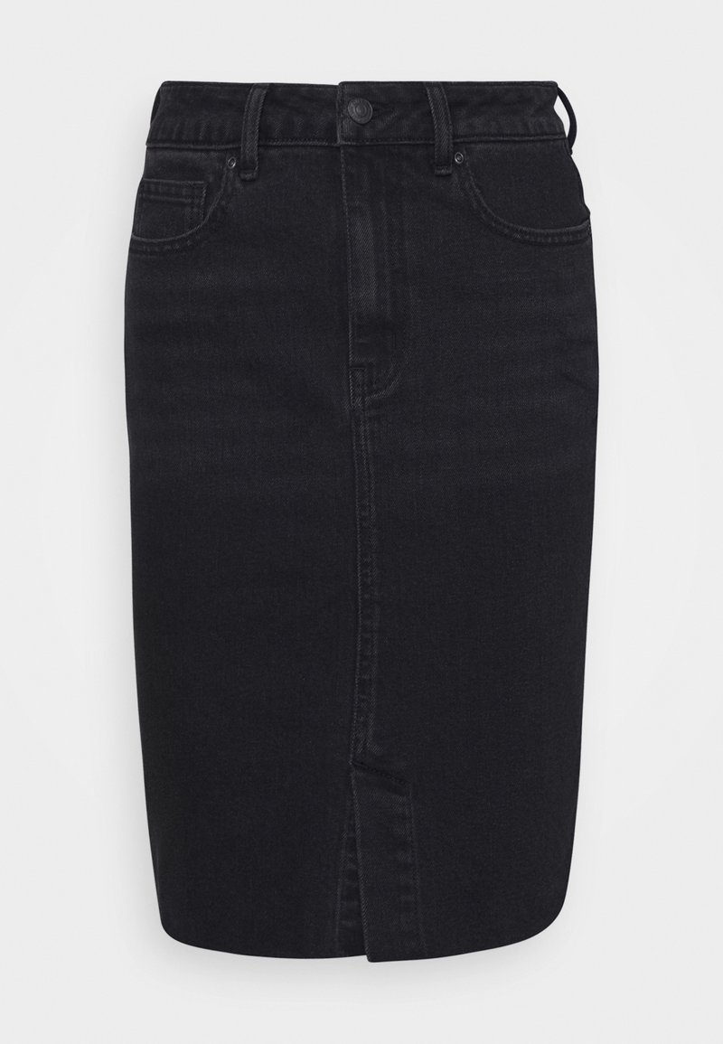 Svart denimpennkjol med medellång längd, med sprund fram, bältesloopar och standard femfickdesign. Slät textur.