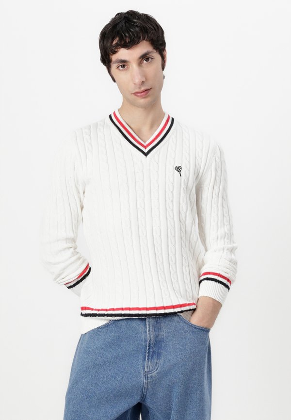 CABLE KNIT SWEATER - Jumper3