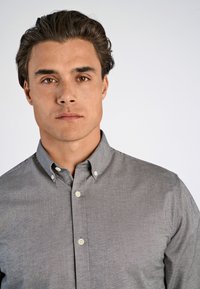 Lindbergh OXFORD SUPERFLEX - Camisa - dust grey mix