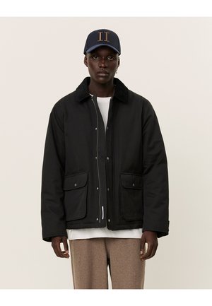 MONTANA 3.0 - Viegla jaka - black