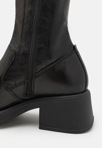 Vagabond DORAH - Platform boots - black
