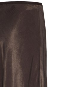 Ruda, blizganti sijonas, pagamintas iš lygaus audinio, su tiesiu kirpimu ir elastinga juosmens juosta, su subtiliomis tekstūros variacijomis.