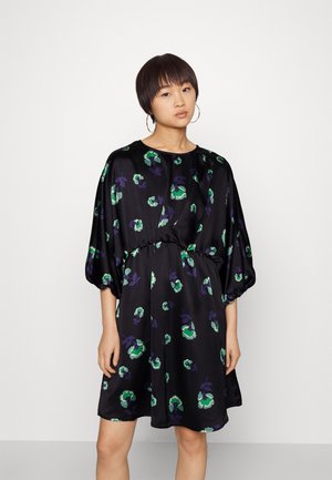 Object Petite OBJAGAFIA DRESS  - Φόρεμα ημέρας - blackaop/fern green flower