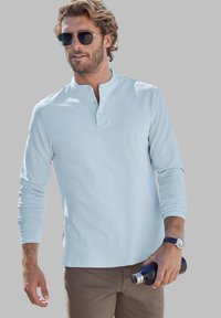 john devin Long sleeved top - hellblau