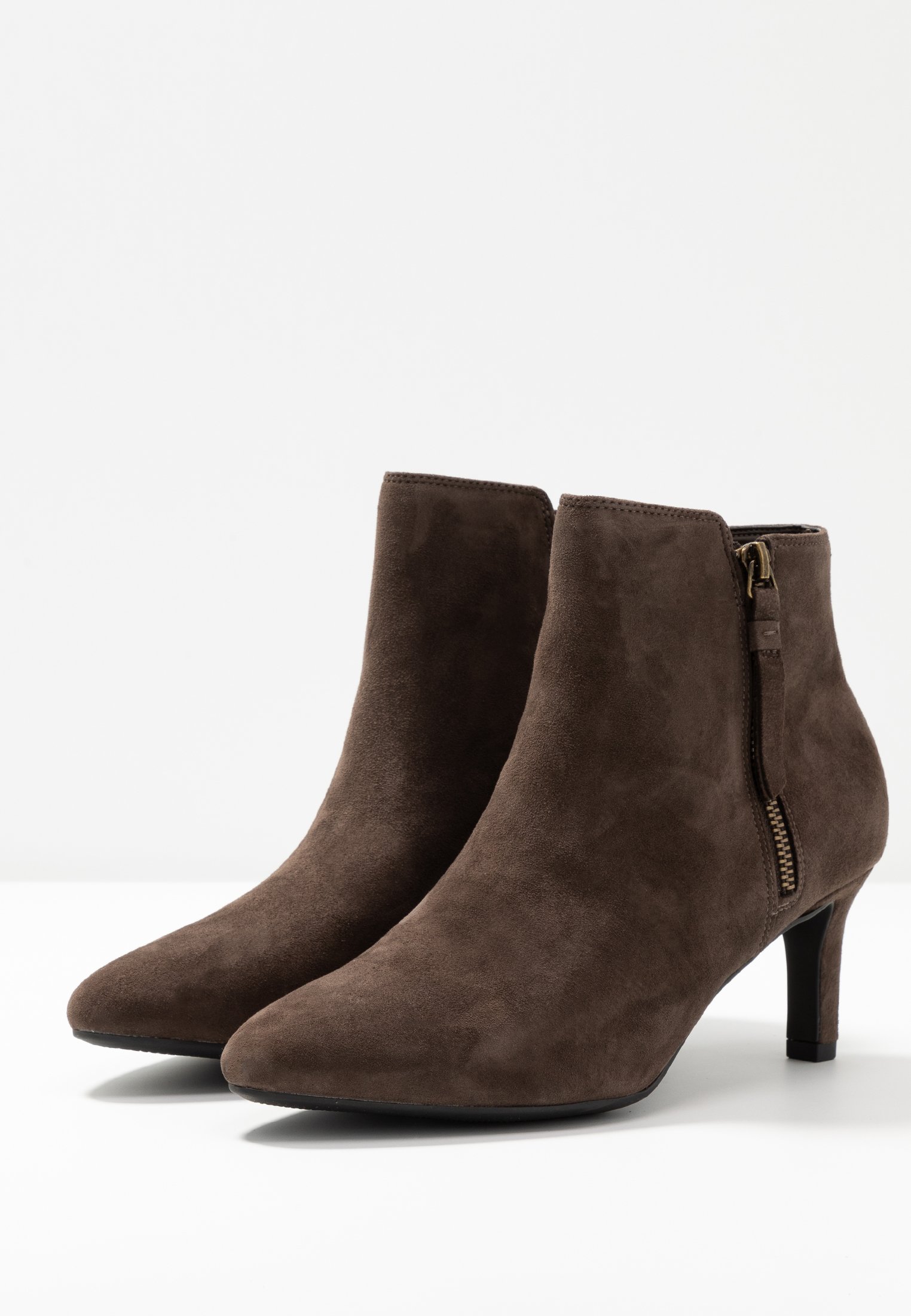 clarks calla blossom suede