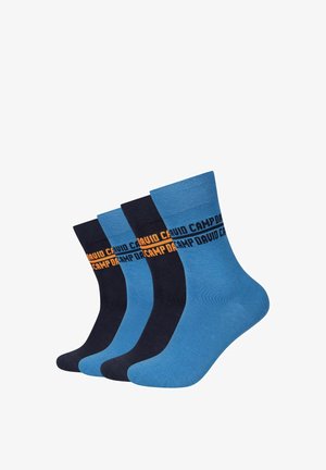 Quattro calzini alla caviglia in colori alternati blu e nero, ciascuno con la scritta "DAVID CAMP" in arancione e nero vicino al bordo superiore.
