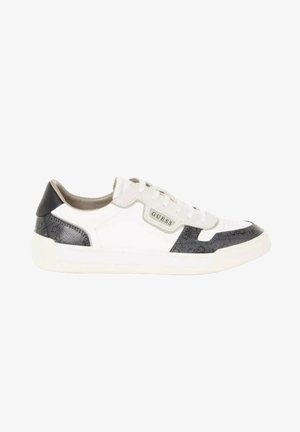 Guess, ESSENTIALS - Zapatillas - white