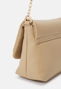 Even&Odd Clutch - beige