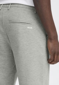 Blend BHSHORTS SLIM FIT - Shorts - stone mix