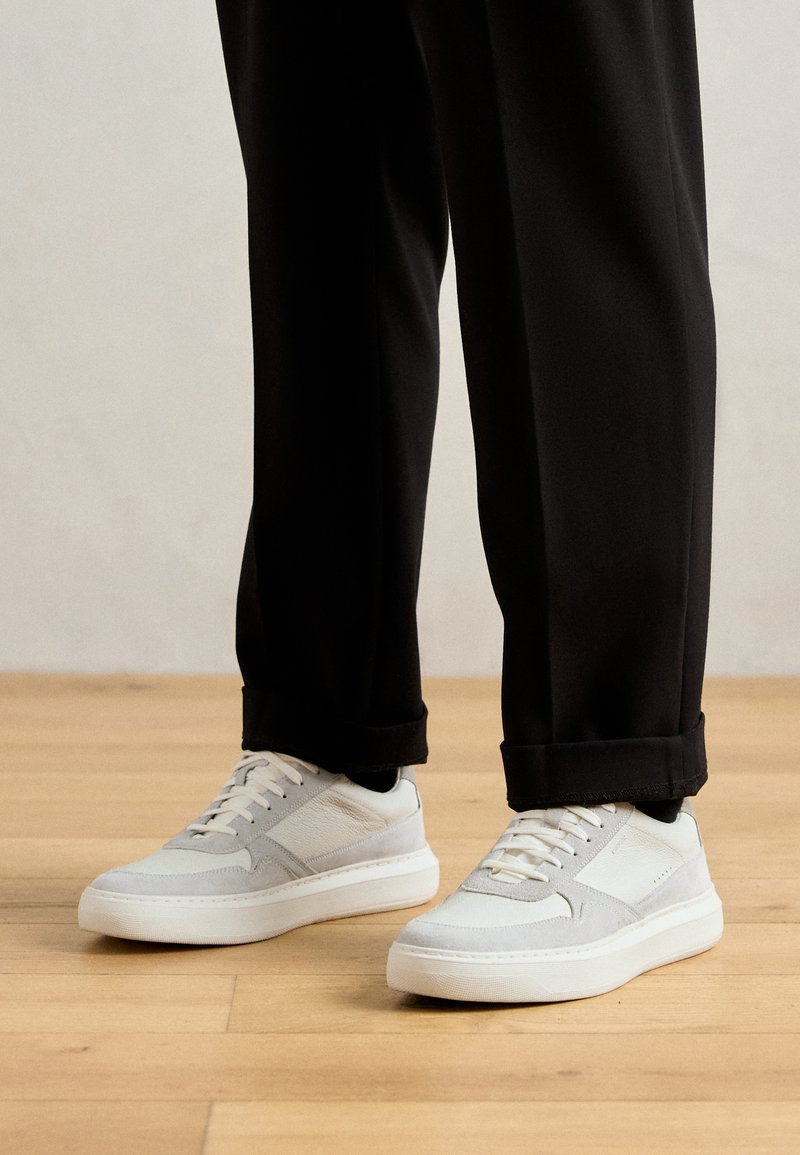 Geox DEIVEN - Sneakers basse - off white/white/avorio - Zalando.it