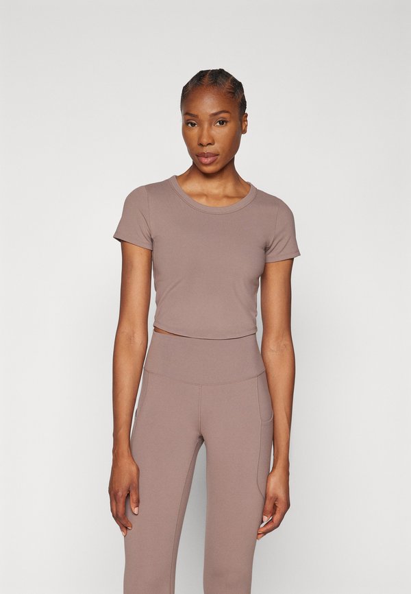 ONE FITTED - Sport T-Shirt