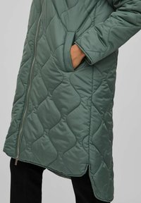 VILA VIMANON QUILTED JACKET  - Klasický kabát - duck green