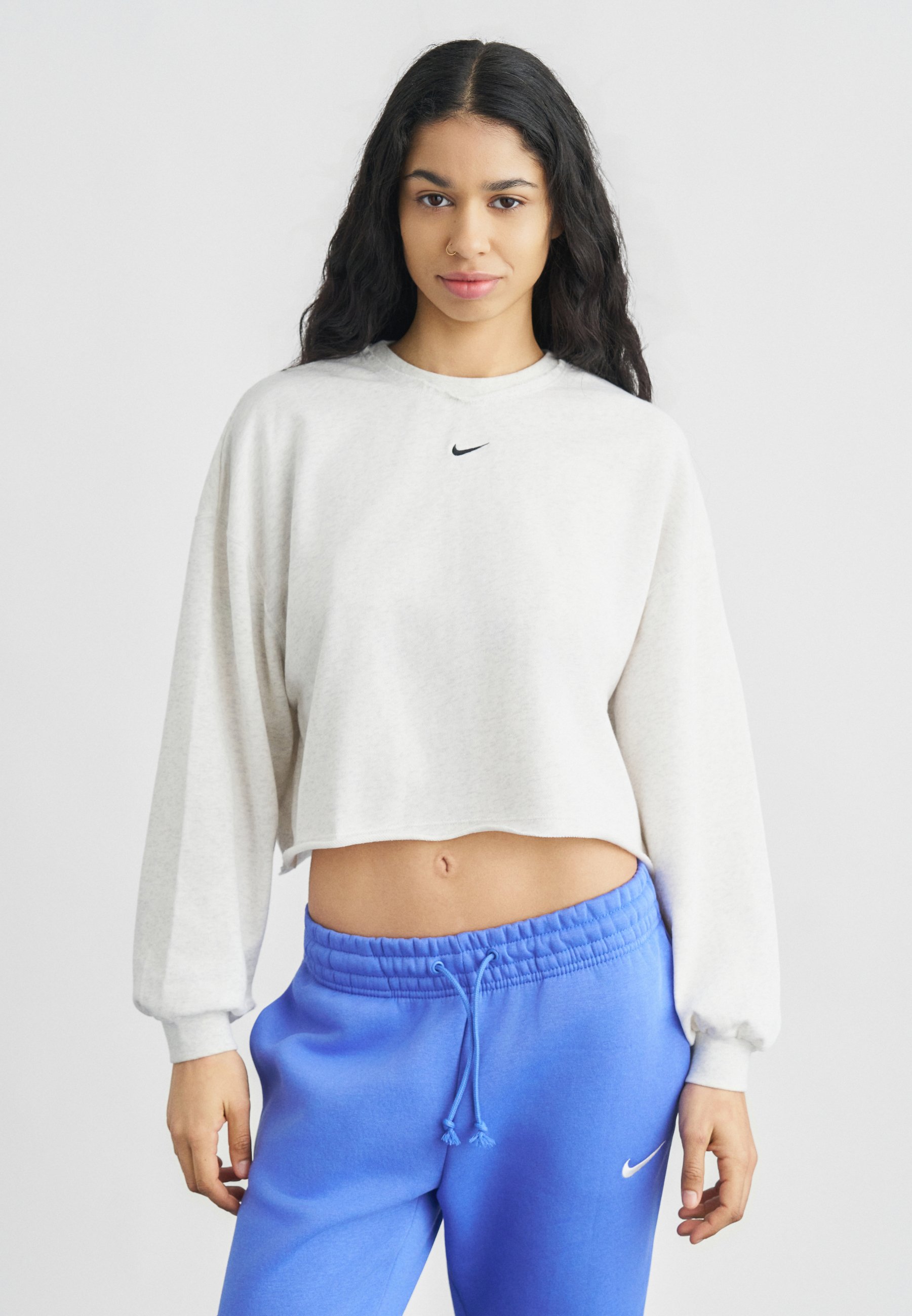 women's nike sportswear cropped crew sweatshirt