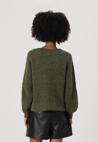 JDY JDYINGEBORG ADA LIFE V-NECK - Pulóver - winter moss