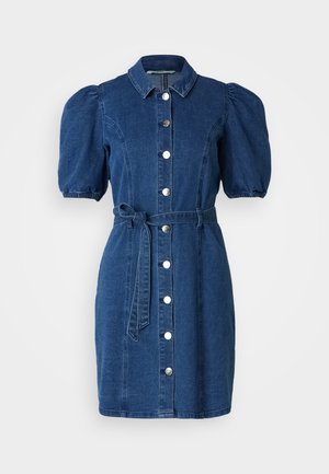 Denimkjole i mørkeblå med puffede korte ærmer, kragehals, knappelukking foran og knyttet midjebelte. Glatt tekstur.