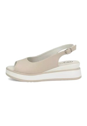 Beżowa sandałka na koturnie z odkrytym palcem, regulowanym paskiem z klamrą i białą platformą.