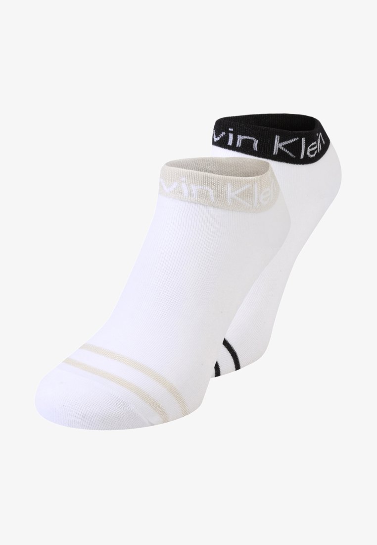 Kaks paari ankrisokke: üks valge beežtriibuga, teine valge musttriibuga. Elastsed varrukad logoga aktsentidega.