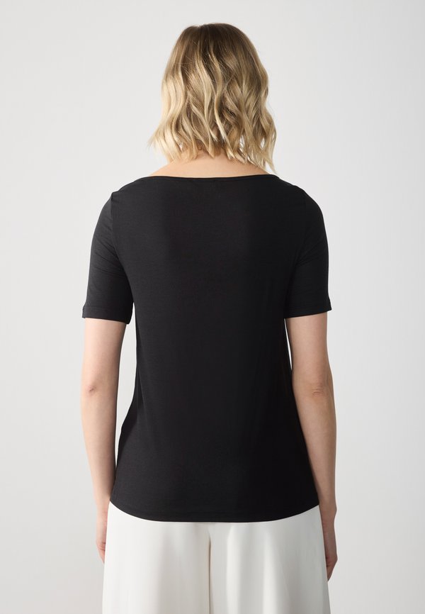 BOATNECK T SHIRT IN MICRO MODAL MIX - Basic T-shirt2