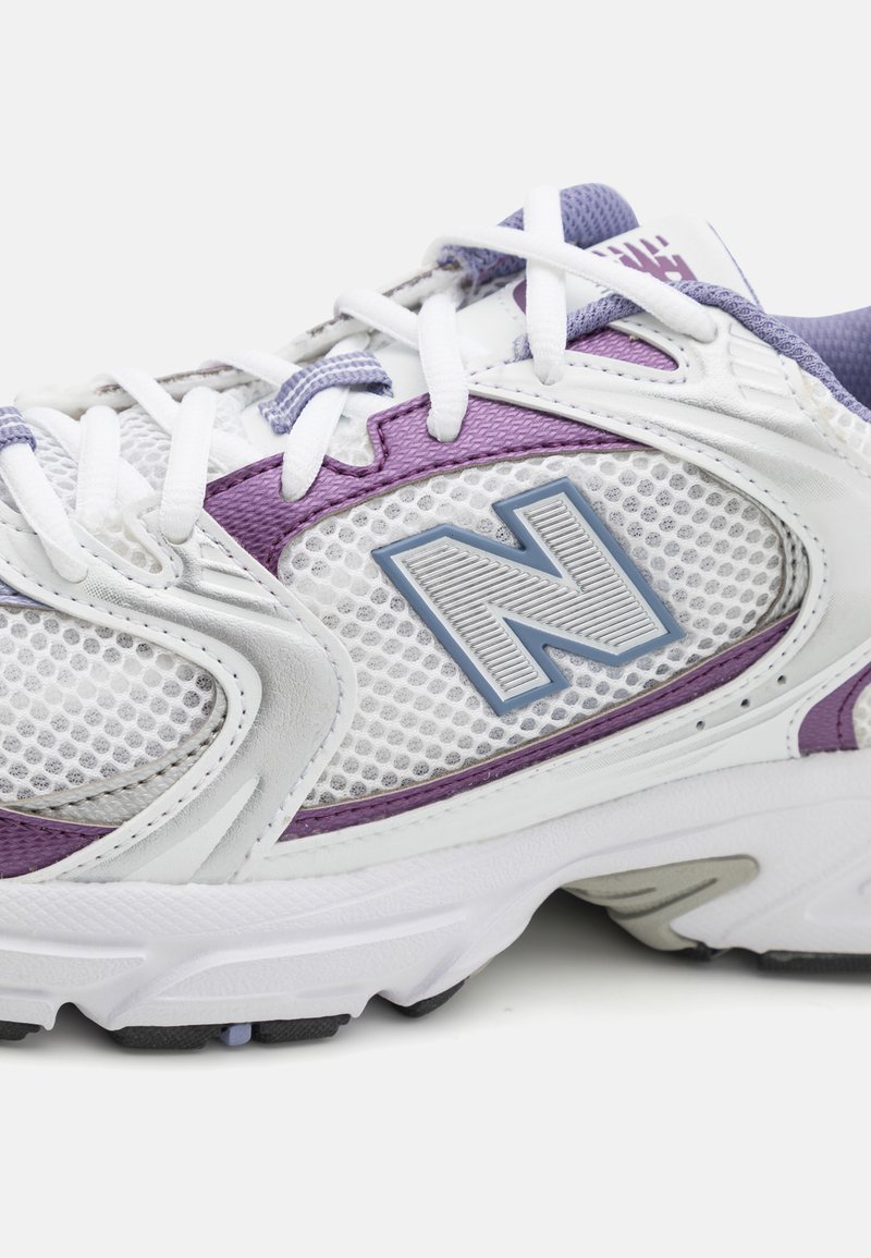 New Balance MR530 UNISEX - Sneaker low - white/weiß - Zalando.de