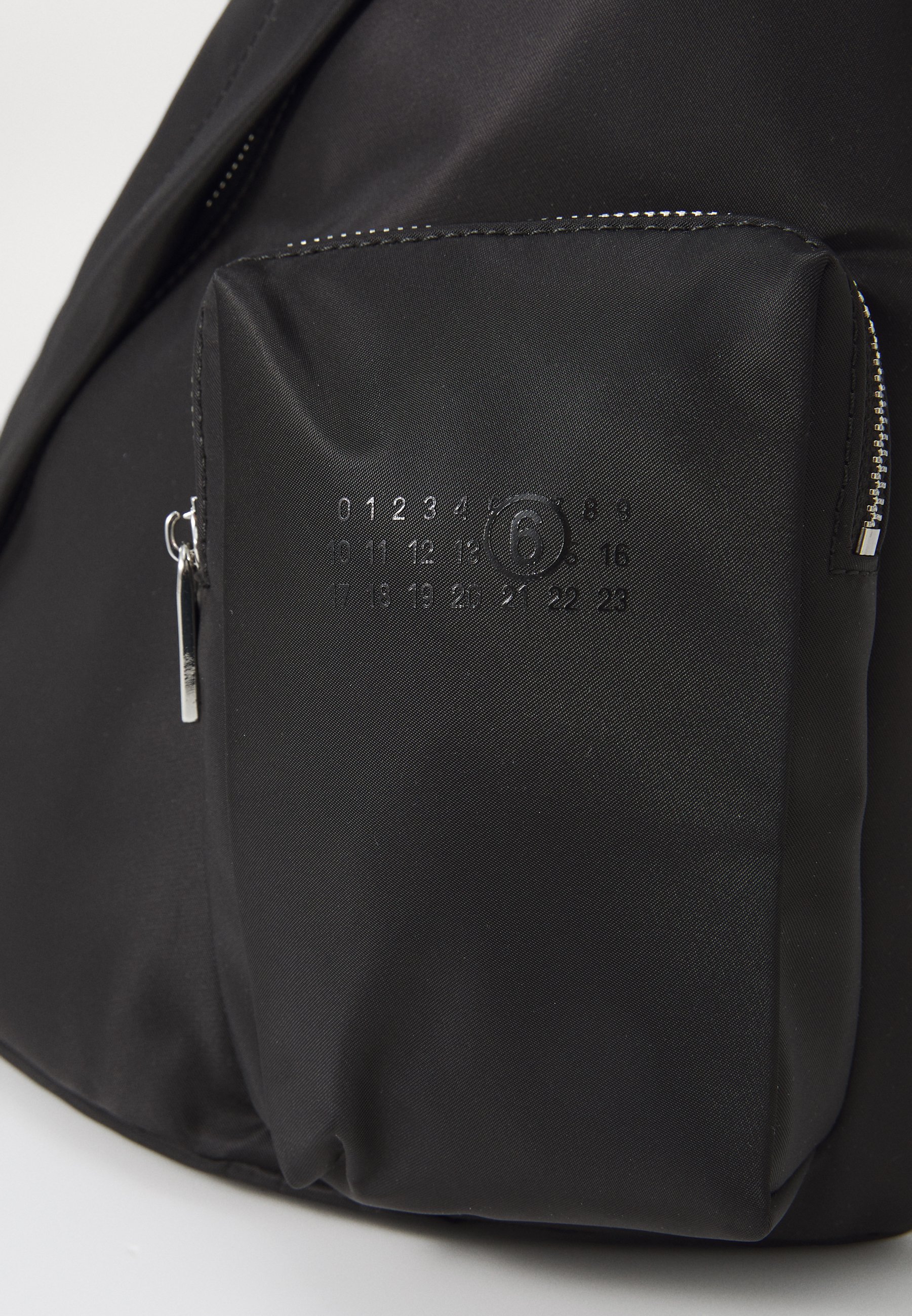MM6 Maison Margiela JAPANESE SLING BAG UNISEX - Schoudertas