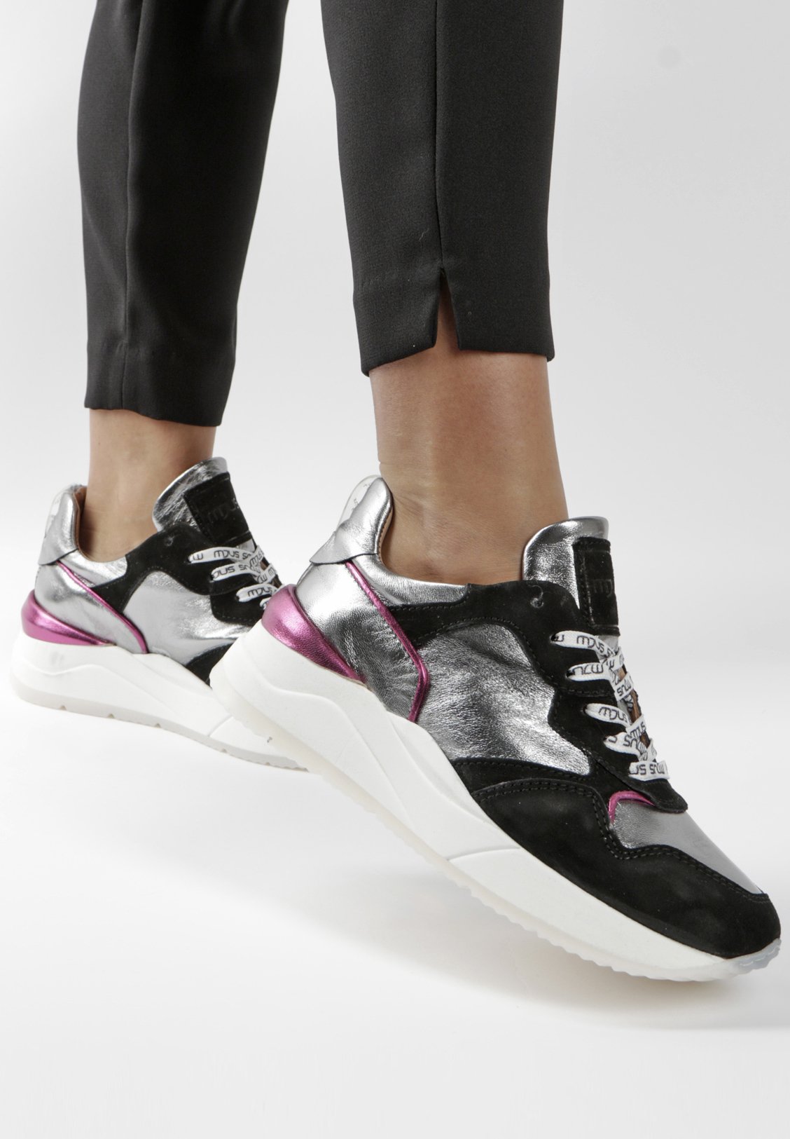 Mjus Sneakers (2022) • Shop Sneakers van Mjus online bij Miinto