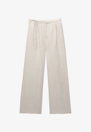 Helle beige Leinen-Hosen mit weitem Bein, hoher Taille, Falten und verstellbarem Kordelzug. Die glatte Textur und die klaren Linien heben das Design hervor.