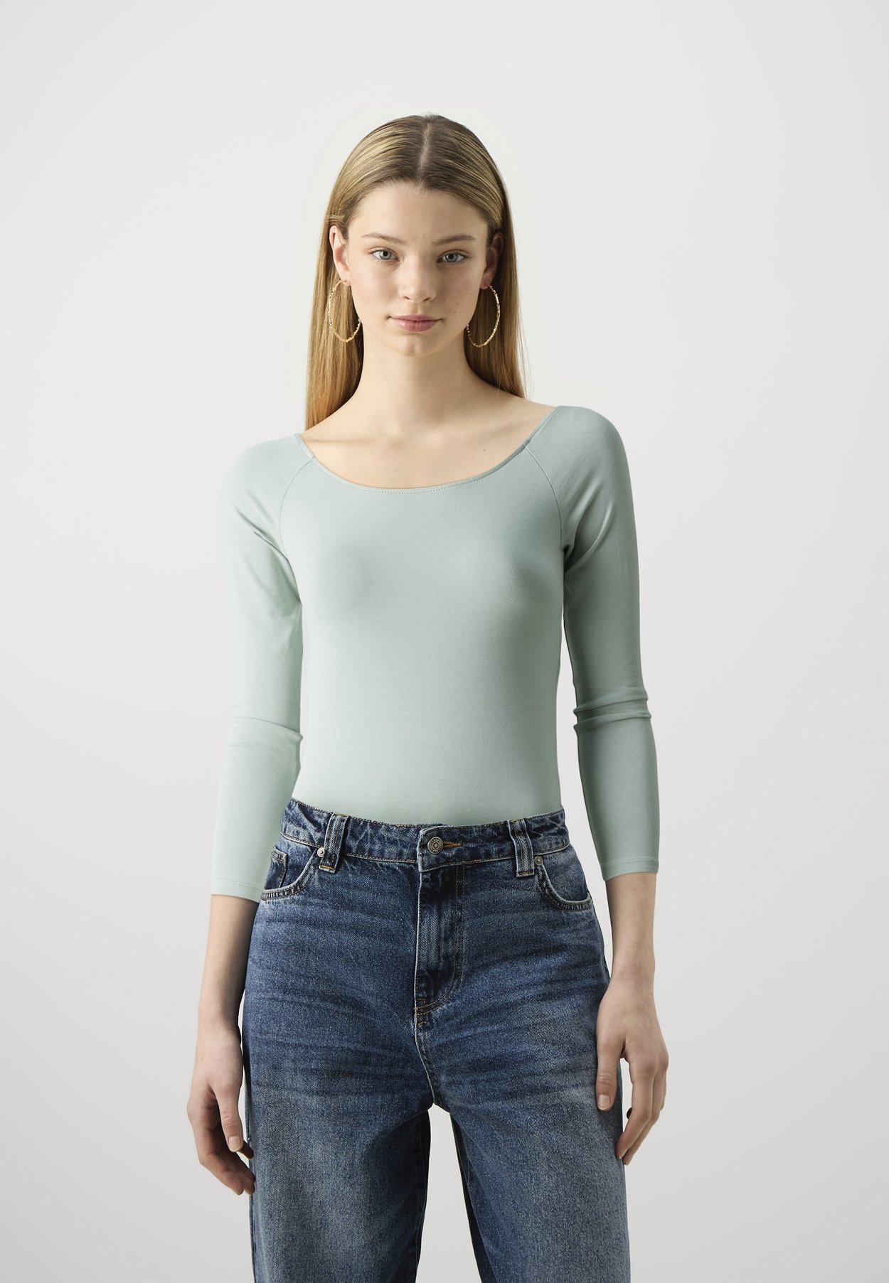 ONLLIVE LOVE OFFSHOULDER BODY