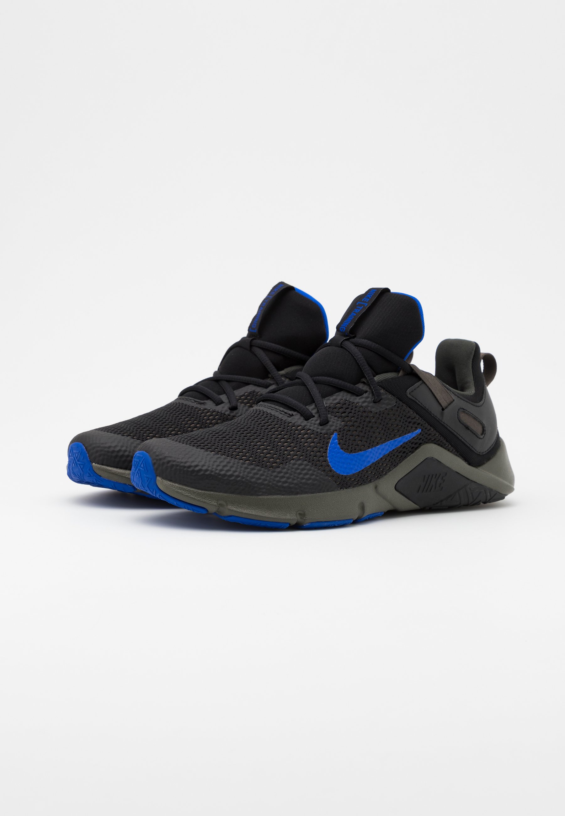 Nike Performance LEGEND ESSENTIAL Treningssko black Nike Performance LEGEND ESSENTIAL Treningssko black