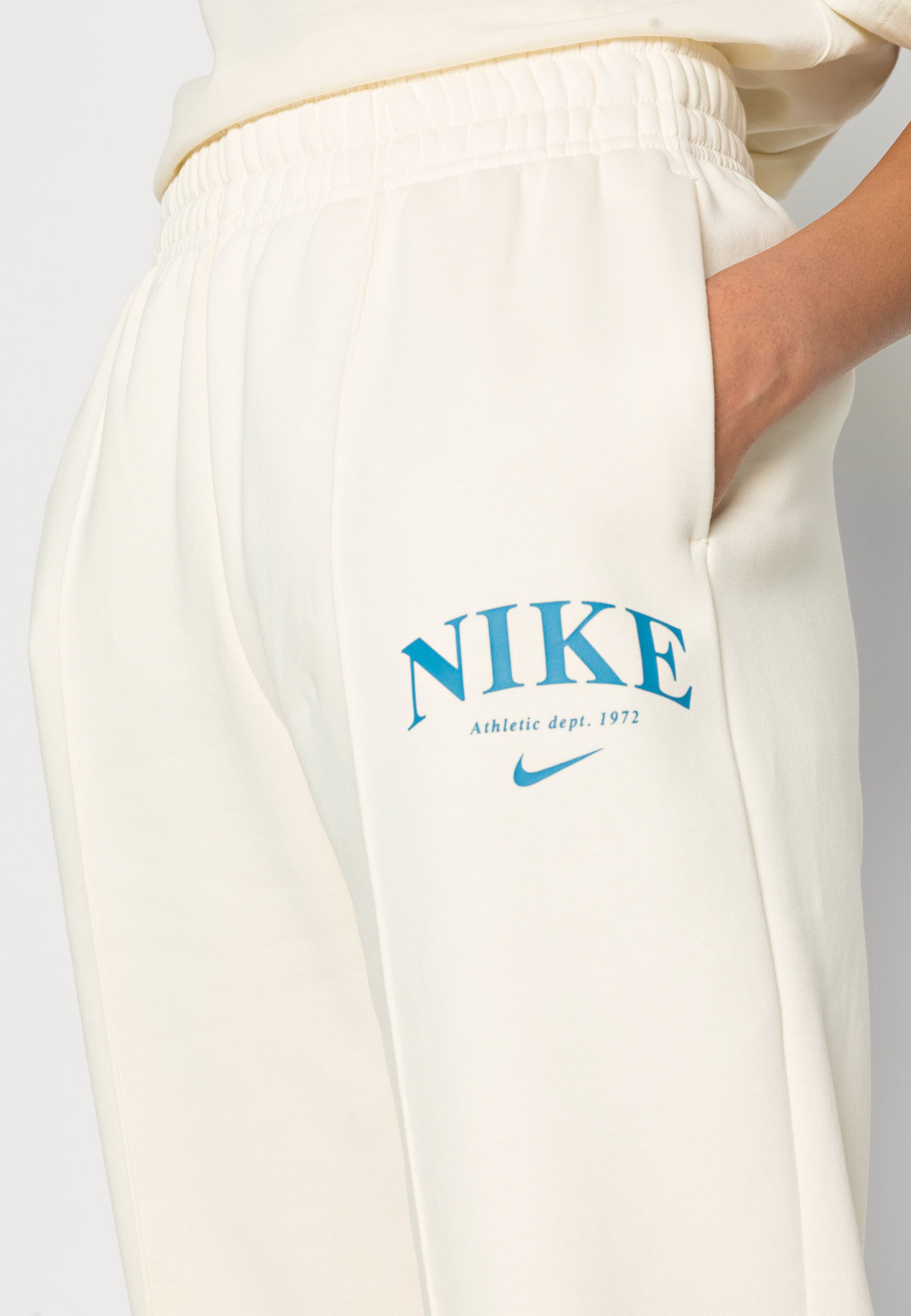 Nike Sportswear PANT - Träningsbyxor 