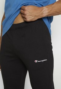 Champion Träningsbyxor - black