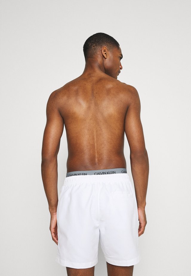 CORE SOLIDS DOUBLE - Swimming shorts - classic white