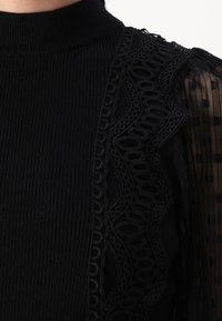 YAS YASSTELA  - Pulover - black