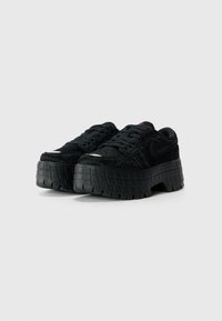 Jordan AIR JORDAN 1 BROOKLYN - Tenisky - black/gym red/black