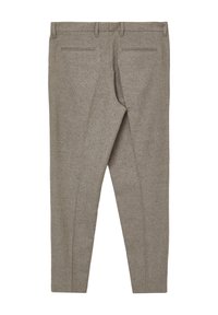 Maßgeschneiderte Hose aus einem hellbraunen, strukturierten Stoff mit zwei Gesäßtaschen und einer Bügelfalte entlang der Vorder- und Hinterbeine.